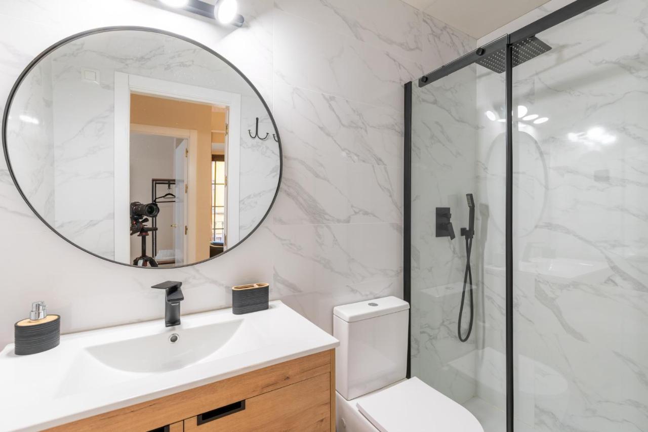 Precioso Y Moderno Apartamento En Centro De Sevilla Kültér fotó