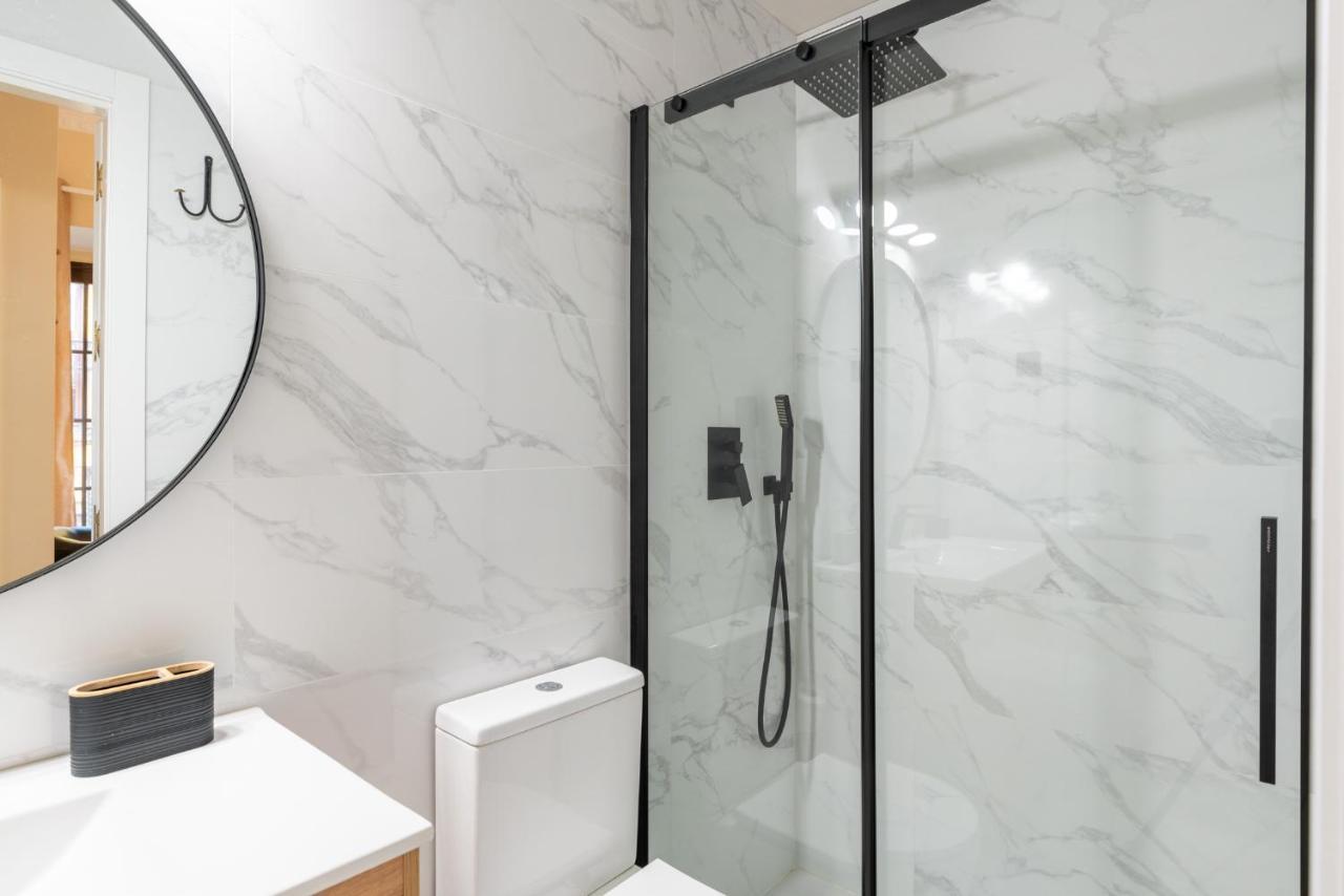 Precioso Y Moderno Apartamento En Centro De Sevilla Kültér fotó