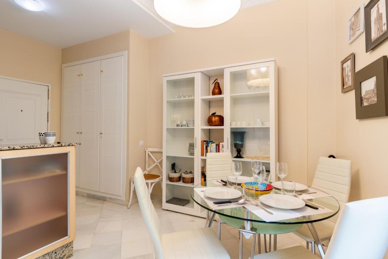 Precioso Y Moderno Apartamento En Centro De Sevilla Kültér fotó